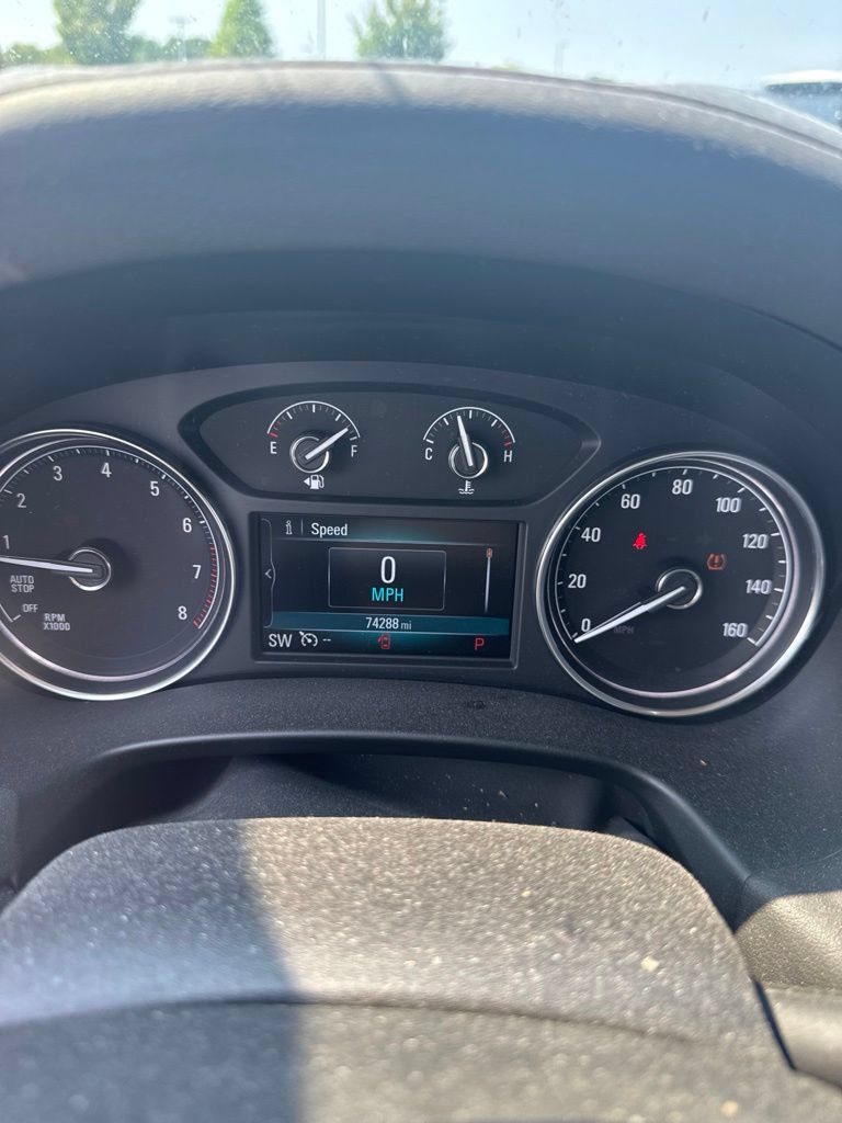 Used 2018 Buick Enclave Essence FWD image 16