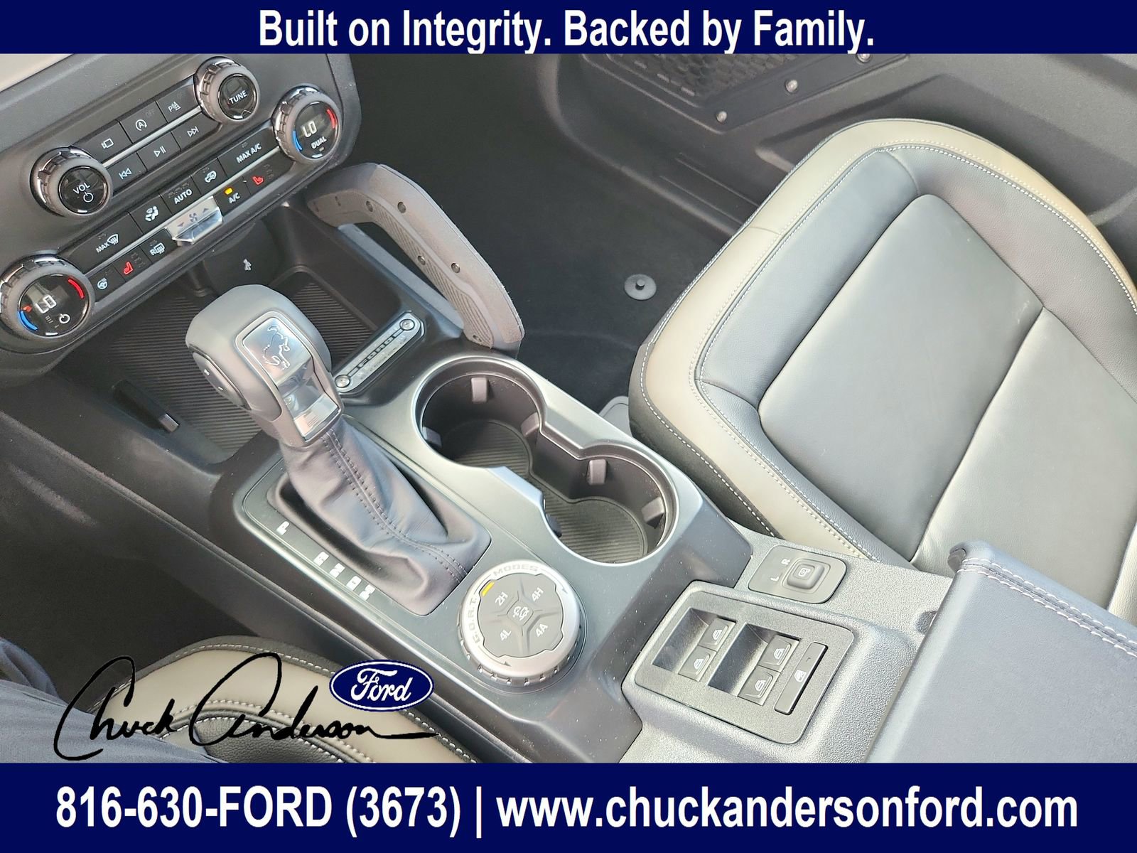 New 2026 Ford Bronco Outer Banks AWD/4WD image 17