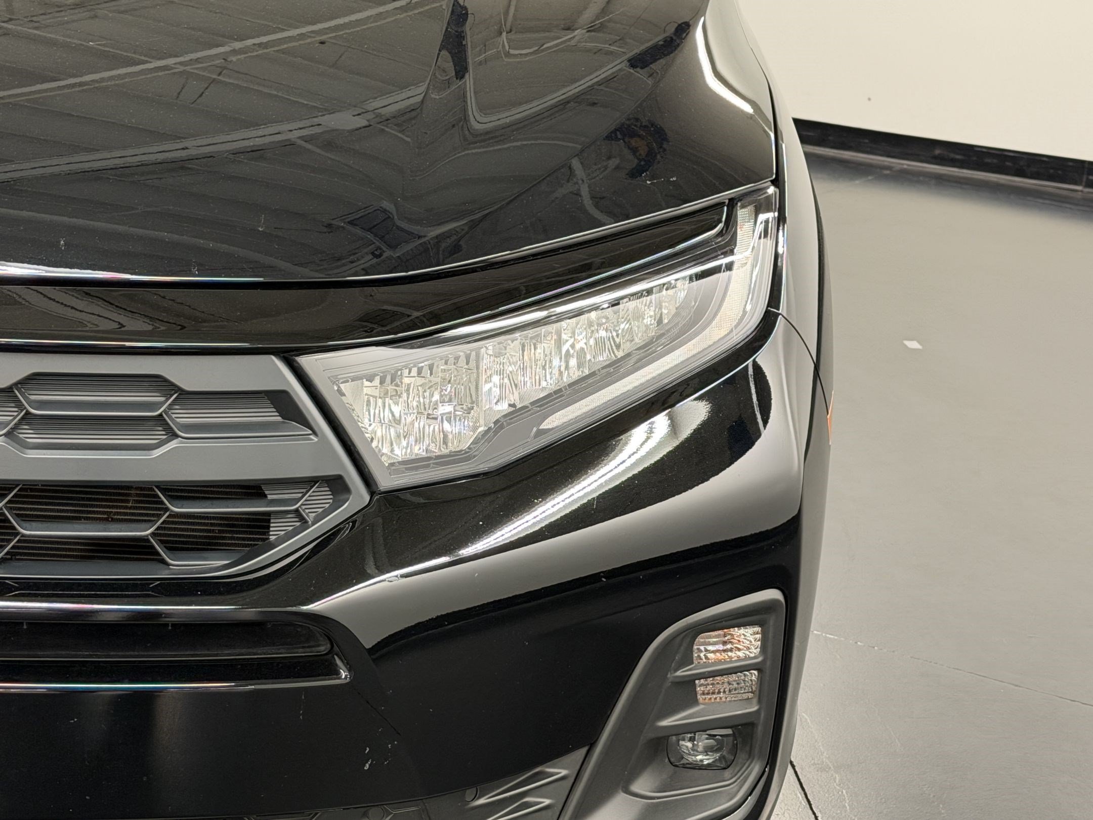Certified 2025 Honda Odyssey Sport-L image 12