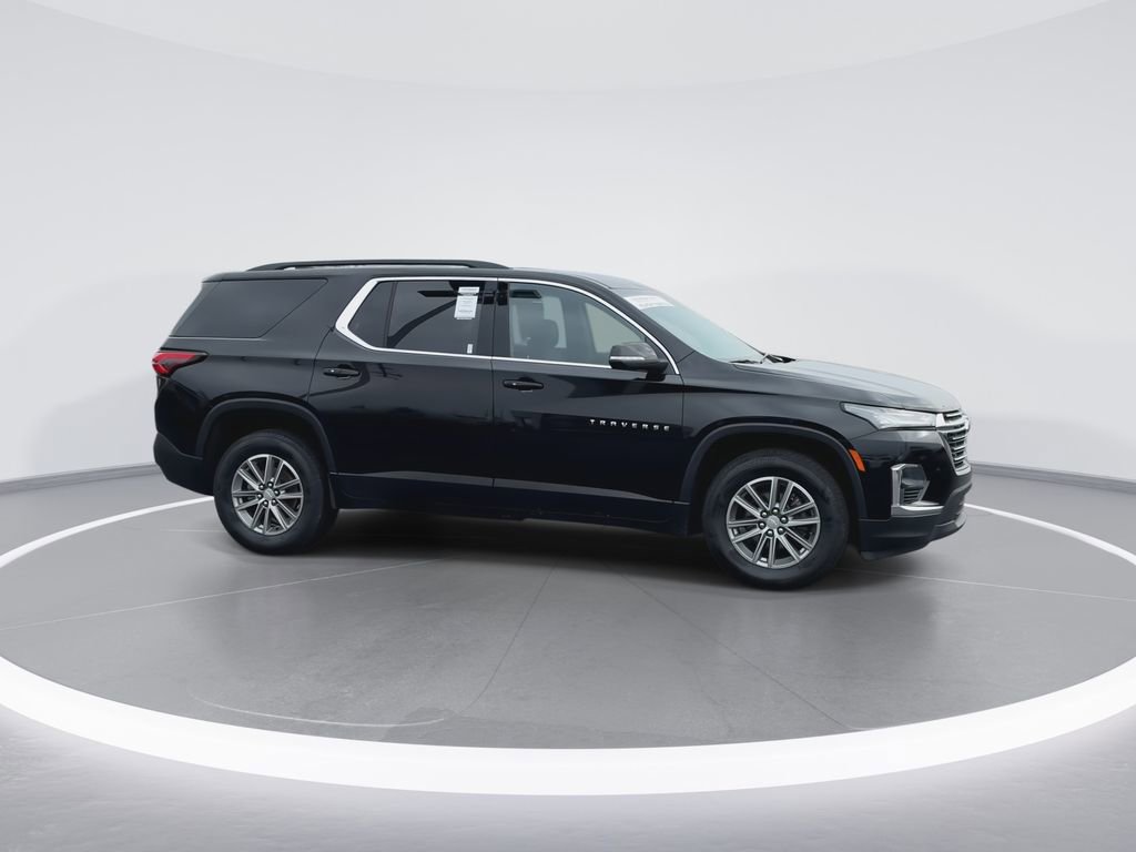 Used 2023 Chevrolet Traverse LT image 9