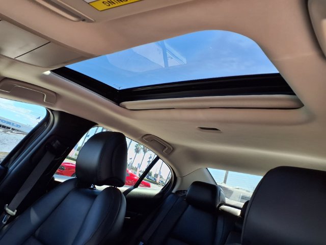 Used 2021 MAZDA MAZDA3 s FWD image 17