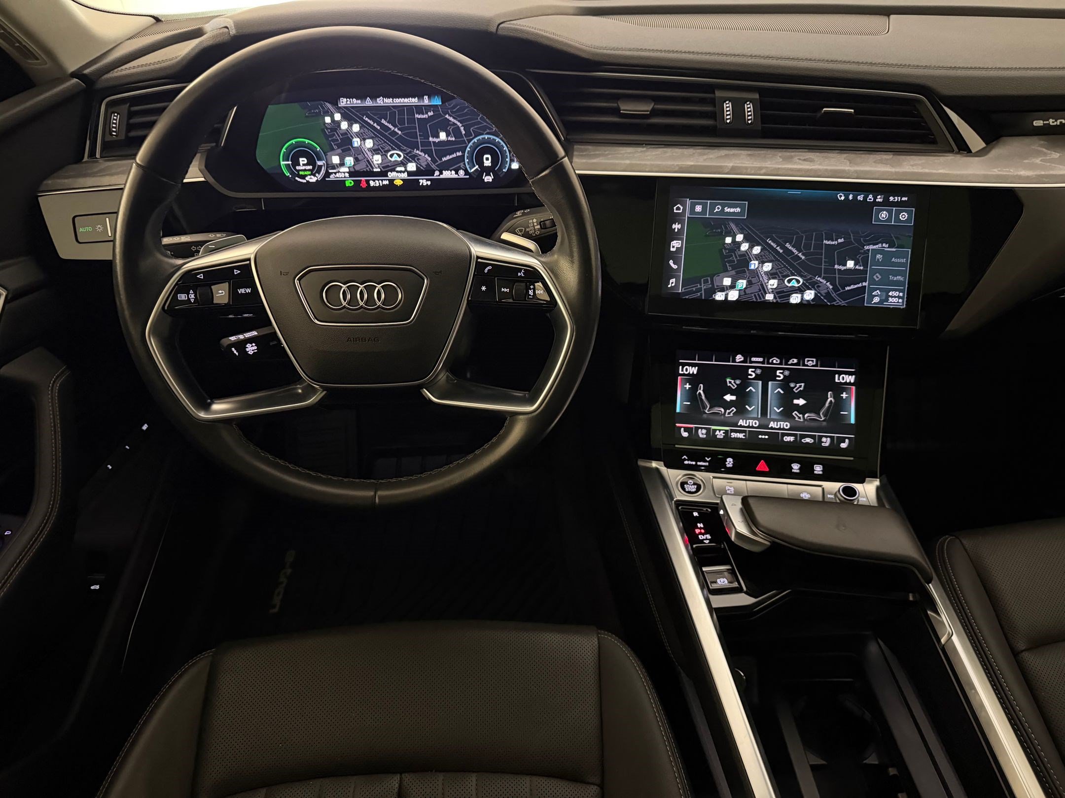 Used 2024 Audi Q8 e-tron Premium Plus w/ Premium Plus Package AWD/4WD image 30