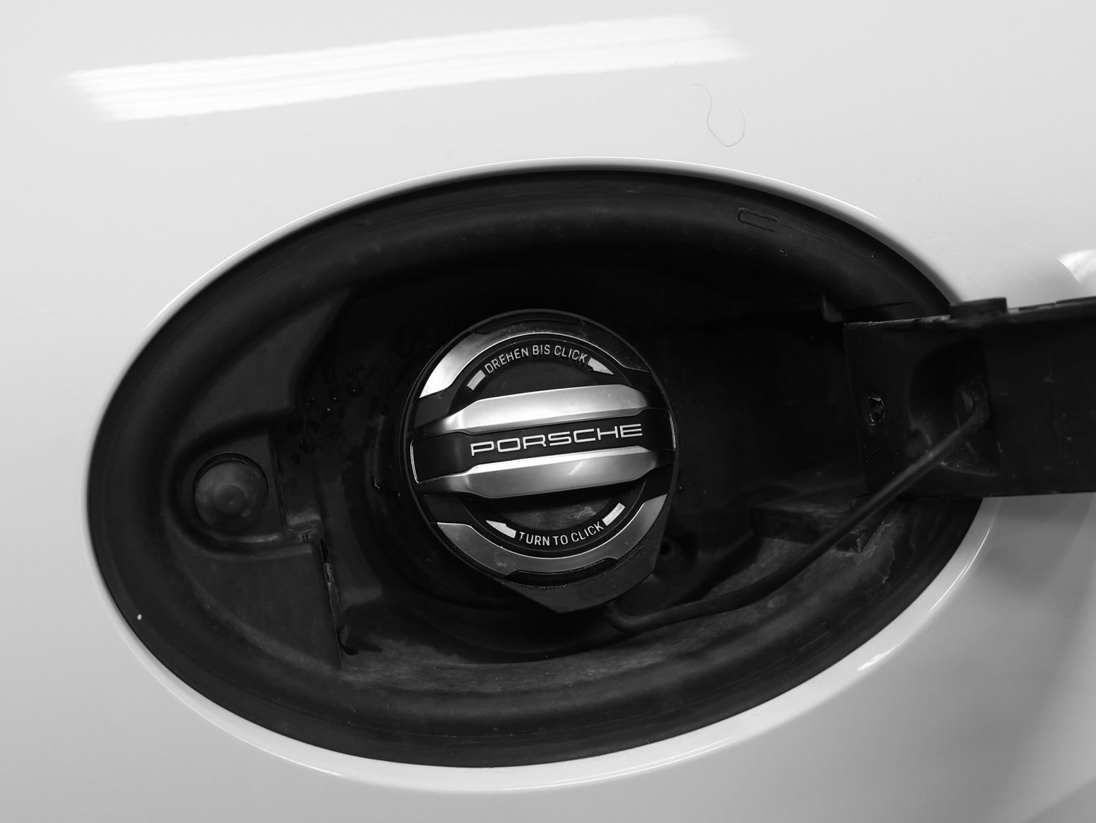 Certified 2022 Porsche 718 Boxster RWD image 19