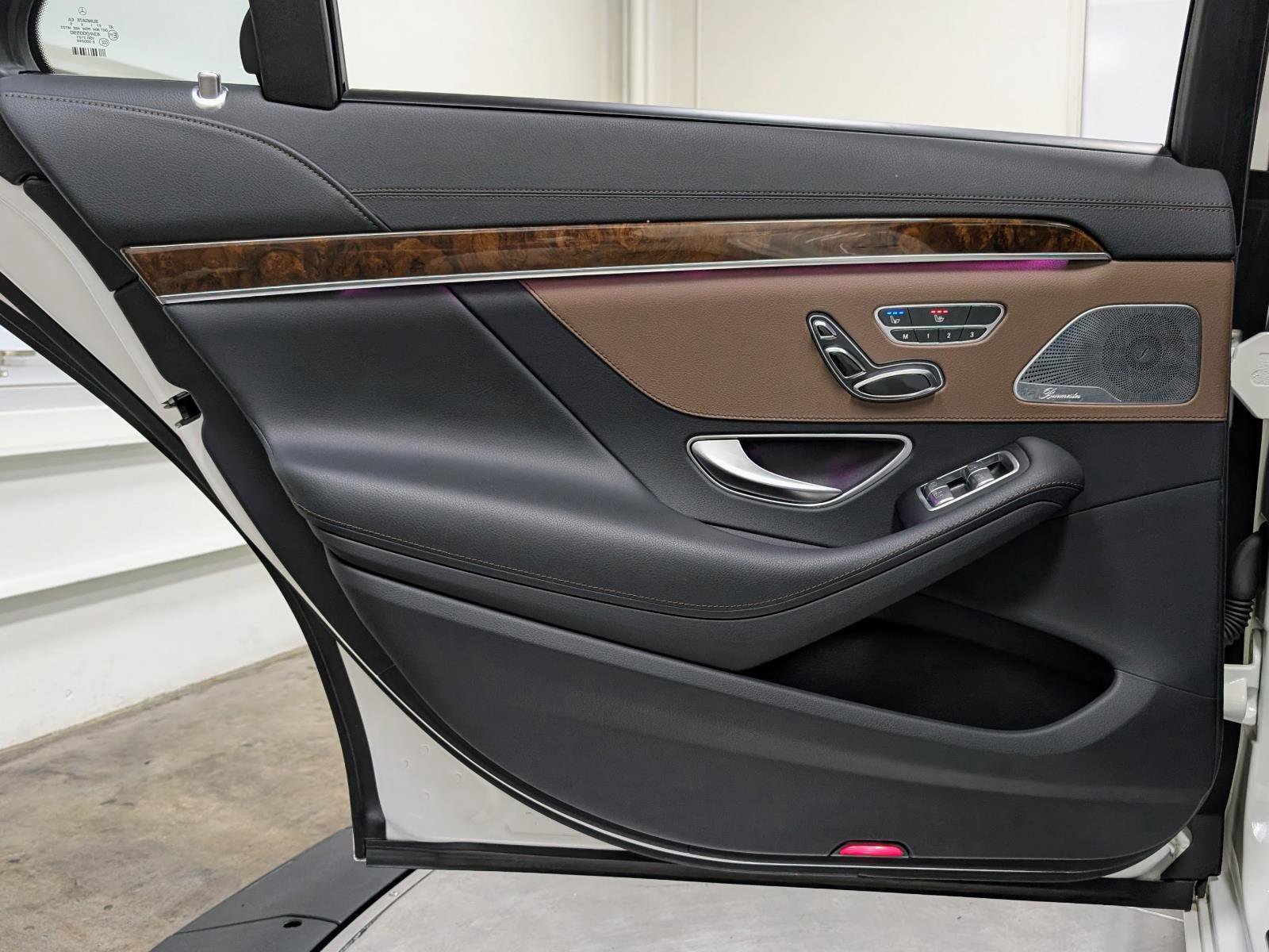 Used 2016 Mercedes-Benz S 550 4MATIC Sedan image 18