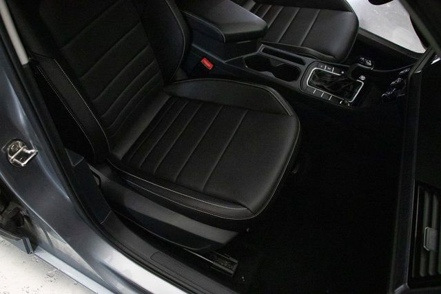 Used 2024 Volkswagen Jetta SE image 16