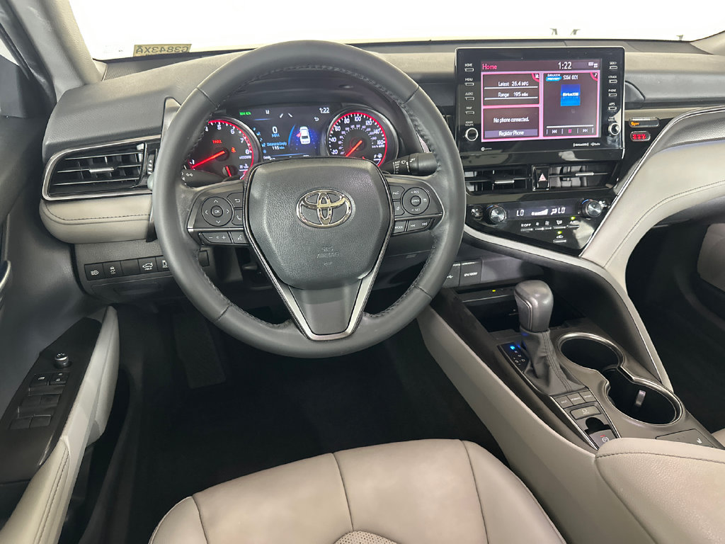 Used 2023 Toyota Camry XSE FWD image 22