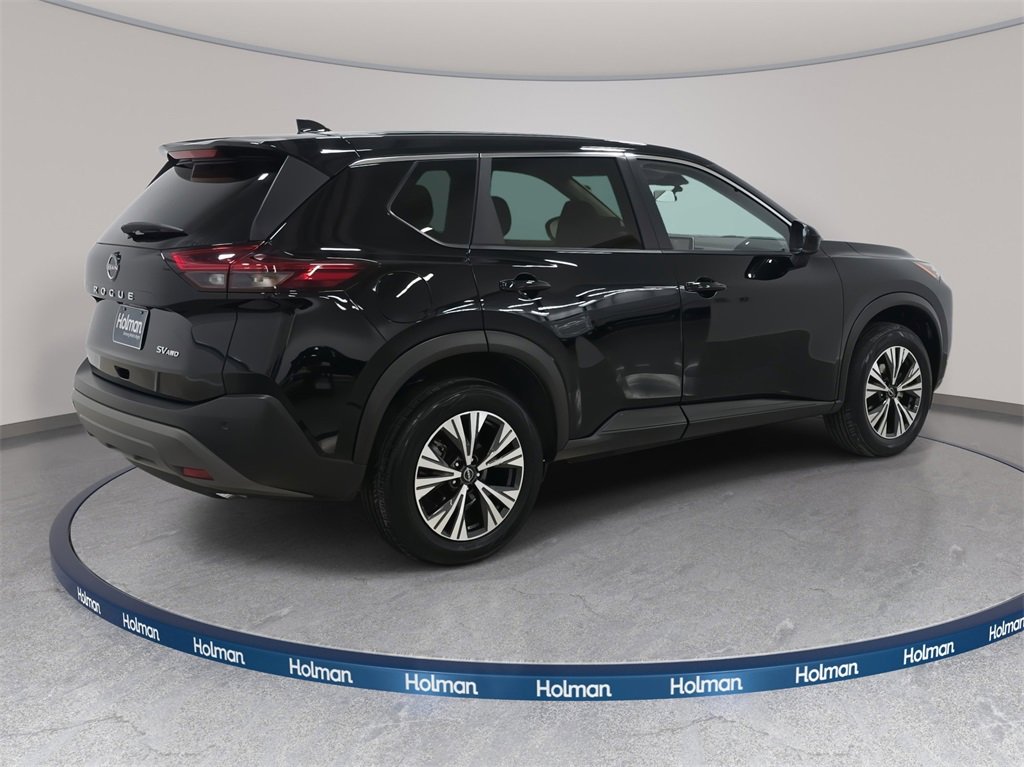 Used 2023 Nissan Rogue SV image 6