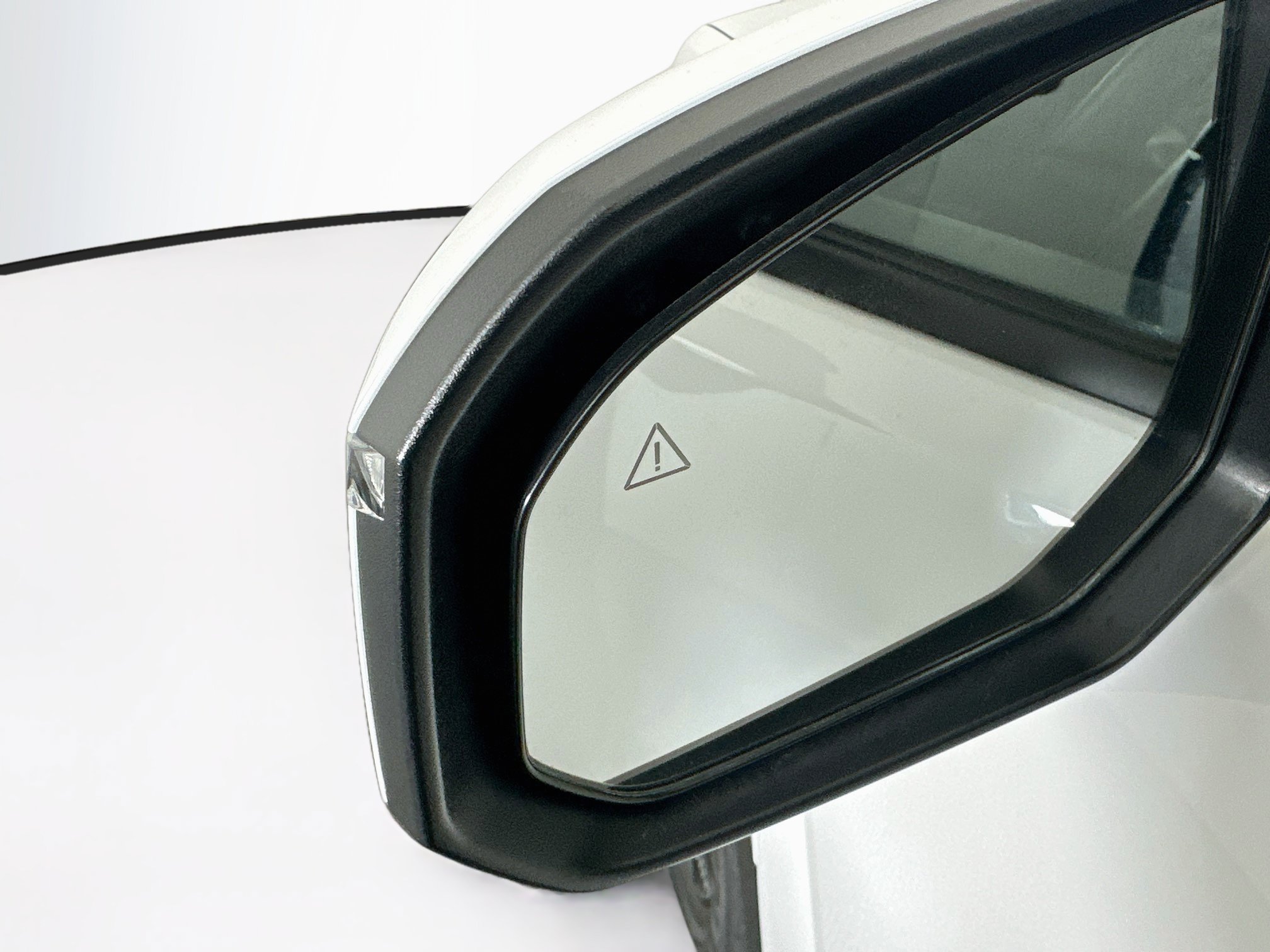 Used 2026 Hyundai Santa Fe SEL FWD image 16