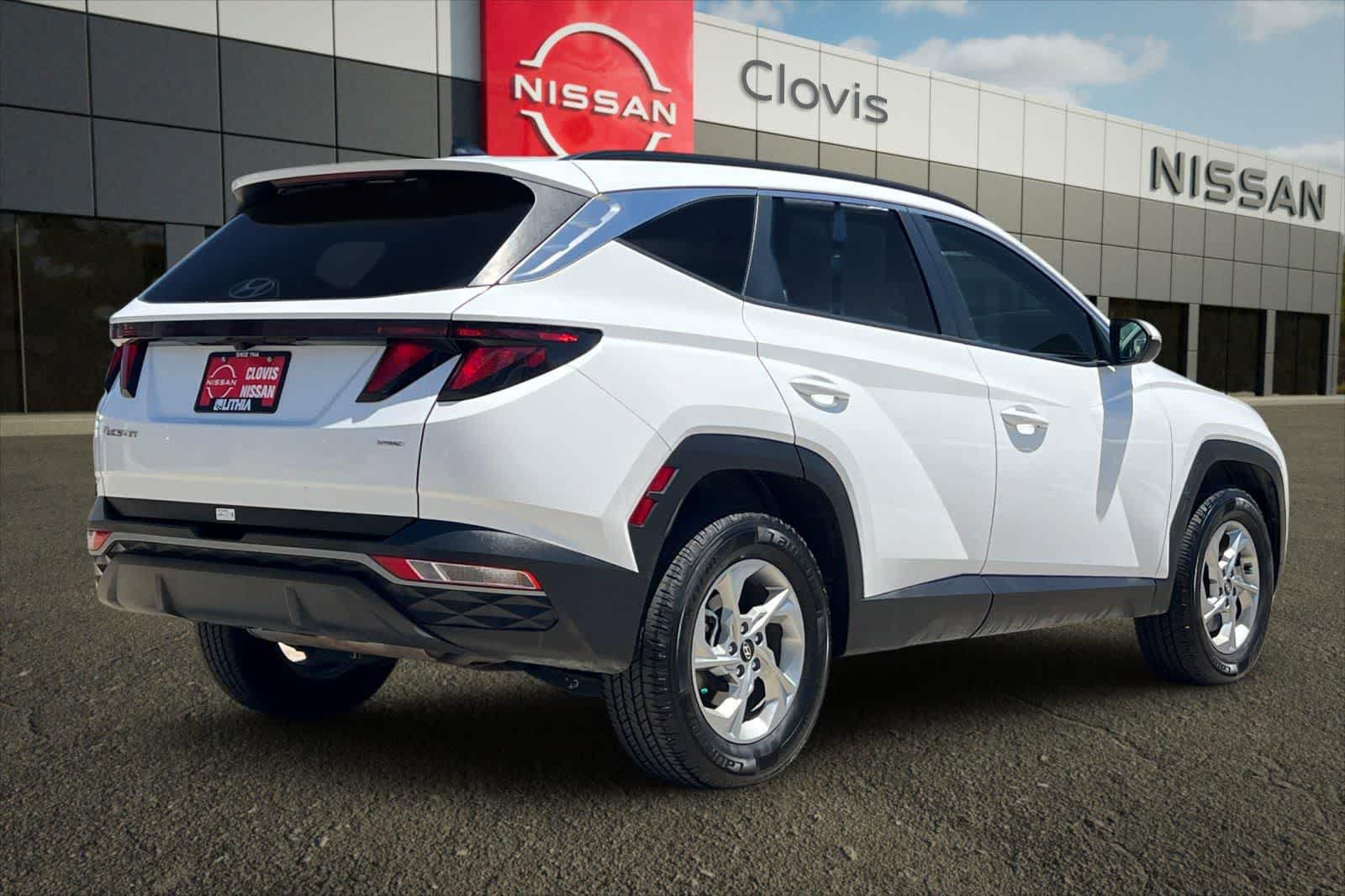 Used 2024 Hyundai Tucson SEL AWD/4WD image 3