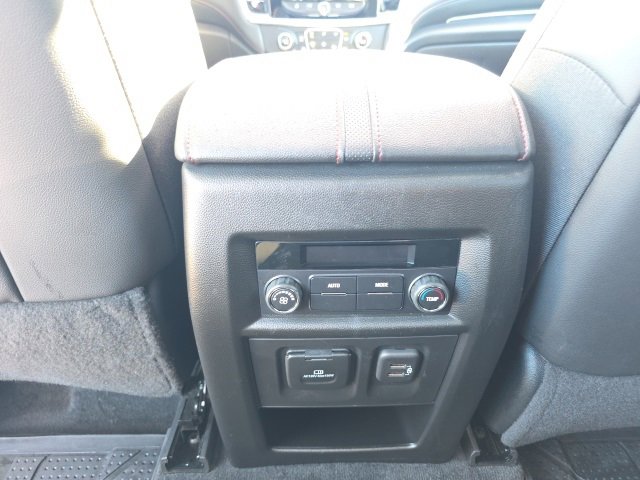 Used 2023 Chevrolet Traverse RS w/ LPO, Floor Liner Package image 32