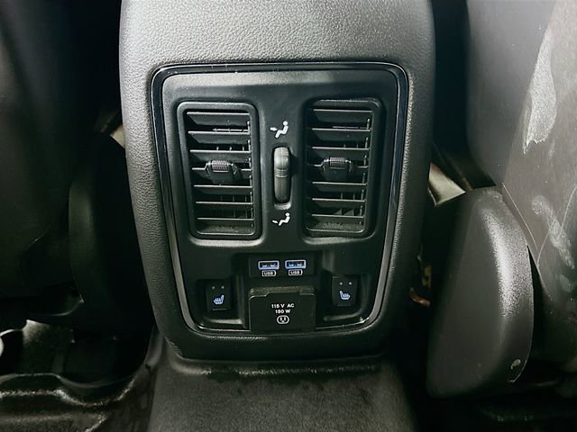 Used 2015 Jeep Grand Cherokee Limited w/ Trailer Tow Group IV image 27