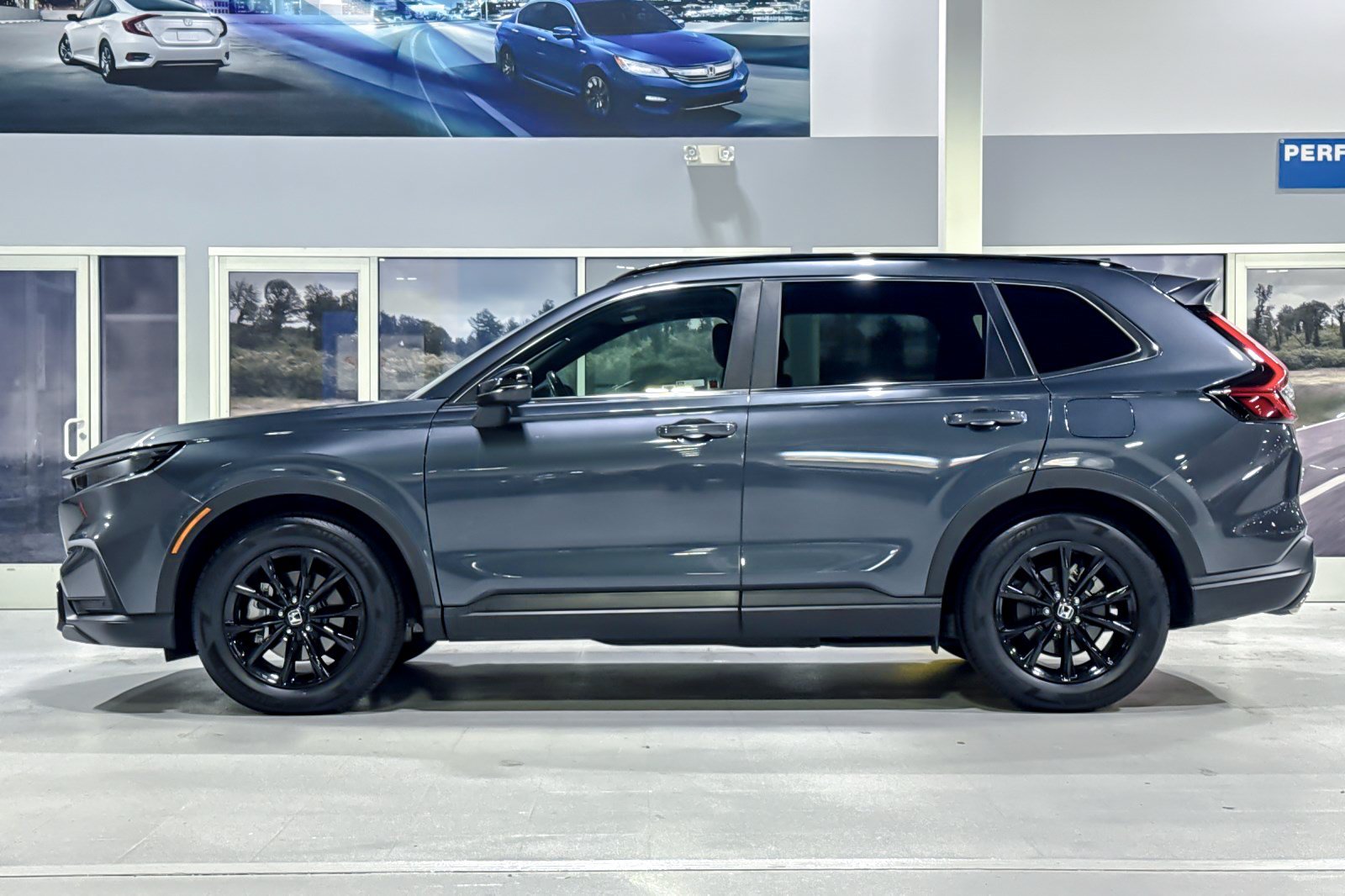 Used 2024 Honda CR-V Sport-L image 2