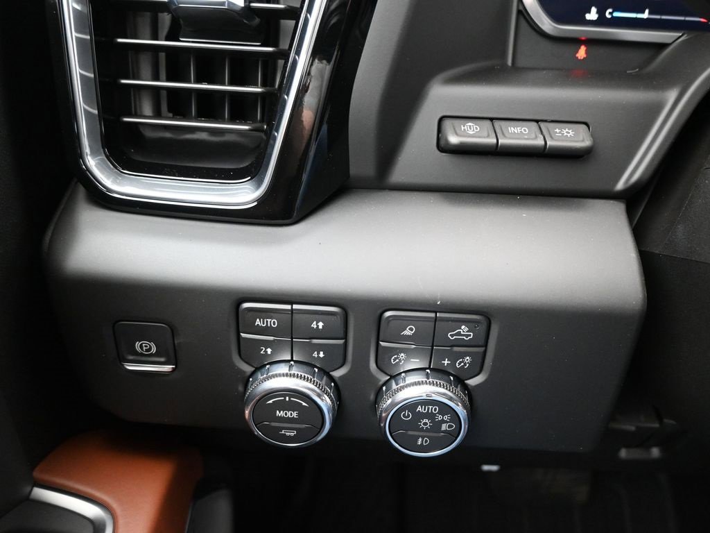 New 2026 GMC Sierra 3500 Denali Ultimate image 24