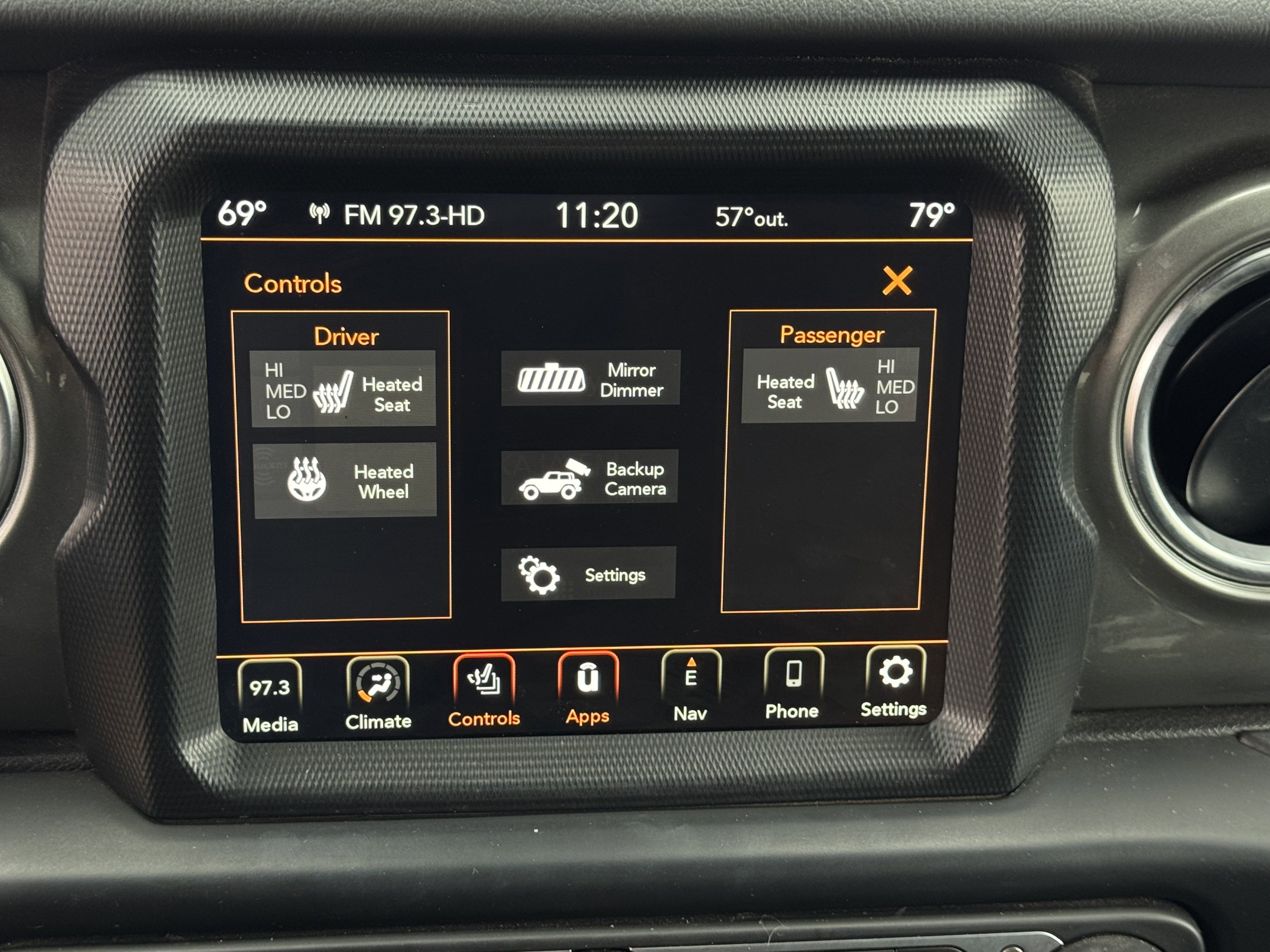 Used 2023 Jeep Wrangler Sahara w/ Safety Group image 24