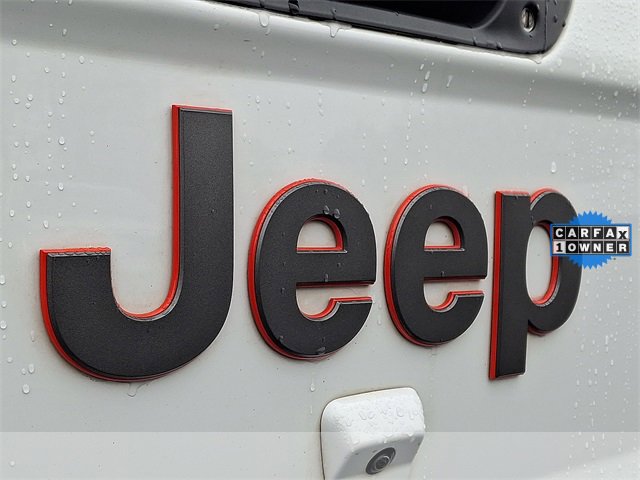 Used 2023 Jeep Gladiator Mojave w/ Cold Weather Group image 31