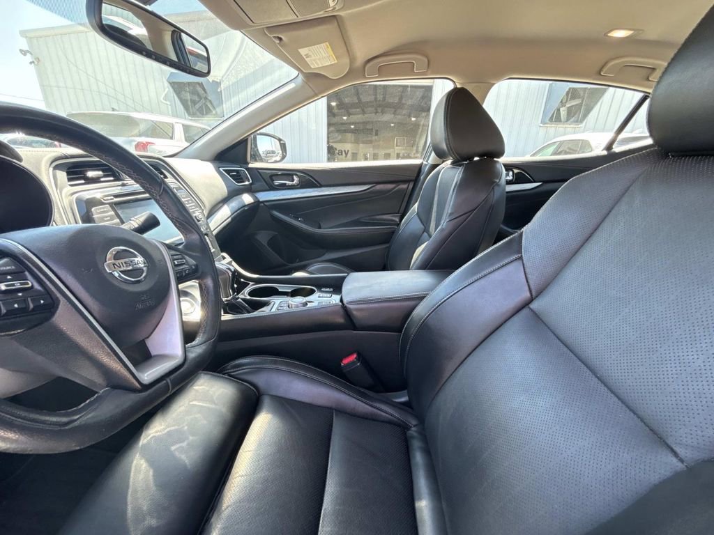 Used 2017 Nissan Maxima 3.5 SV image 10