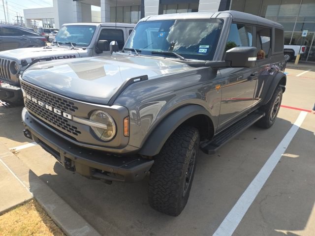 Used 2022 Ford Bronco Badlands AWD/4WD image 2