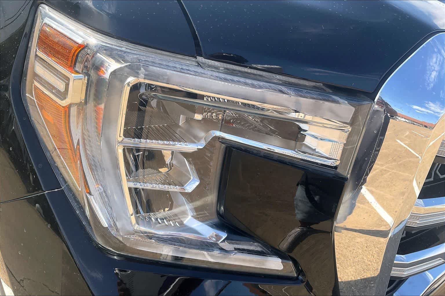 Used 2019 GMC Sierra 1500 SLE w/ SLE Value Package AWD/4WD image 29