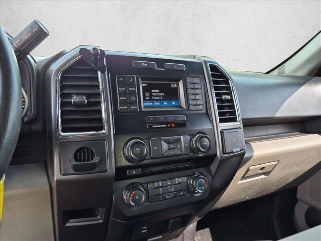 Used 2016 Ford F150 XLT RWD image 9