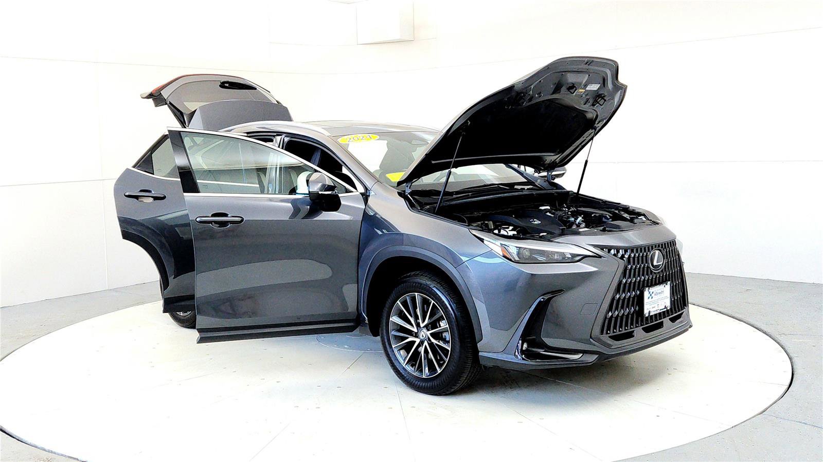 Used 2024 Lexus NX 350 NX 350 w/ Cold Area Package image 12
