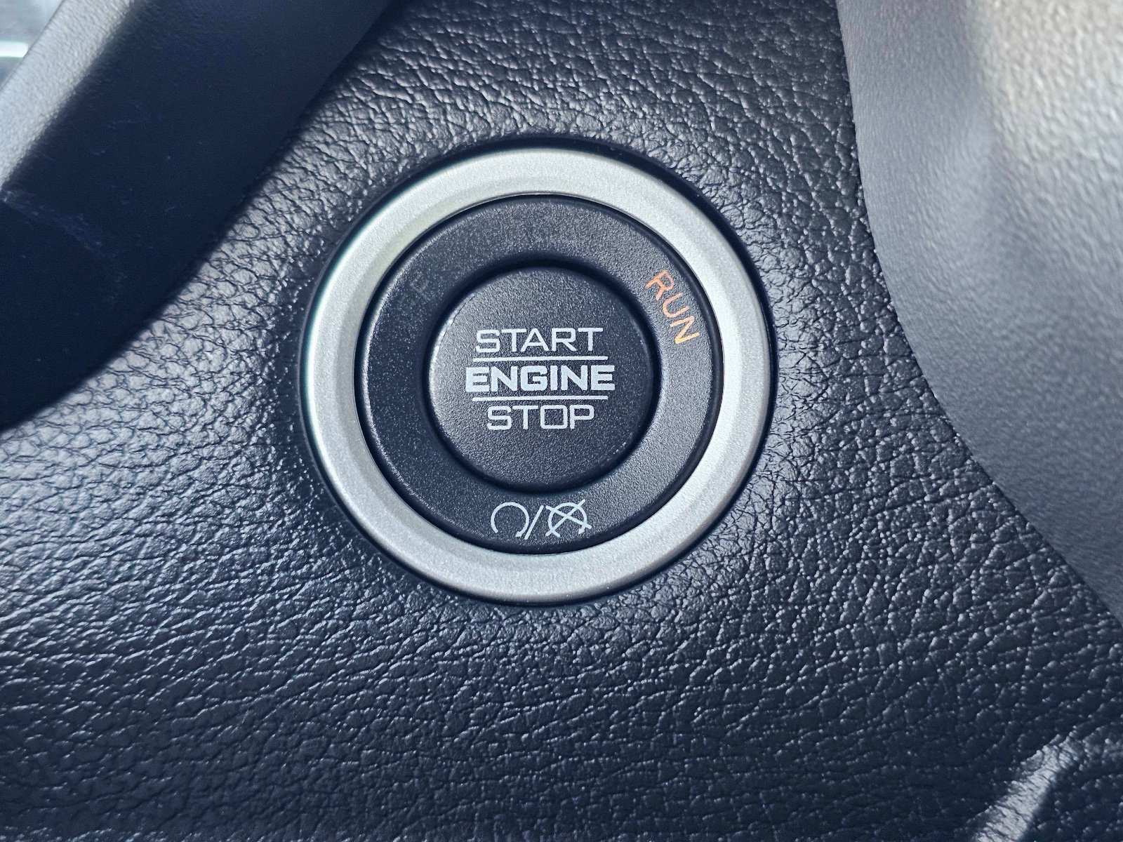 Used 2022 RAM 3500 Laramie w/ Night Edition AWD/4WD image 27