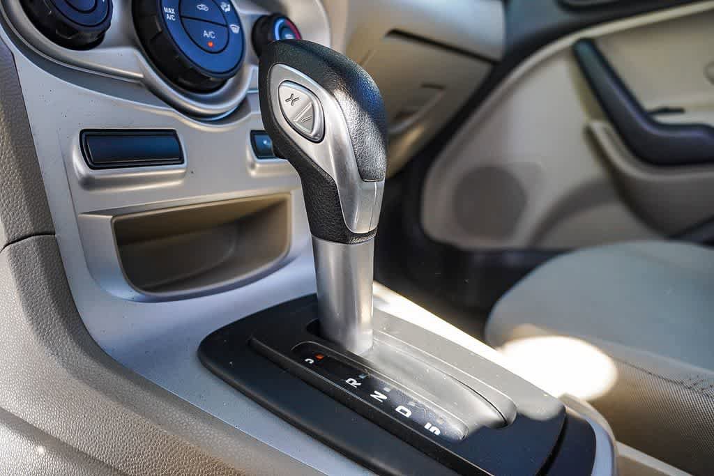 Used 2017 Ford Fiesta SE FWD image 23