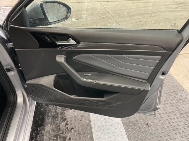 New 2027 Volkswagen Jetta SEL FWD image 3