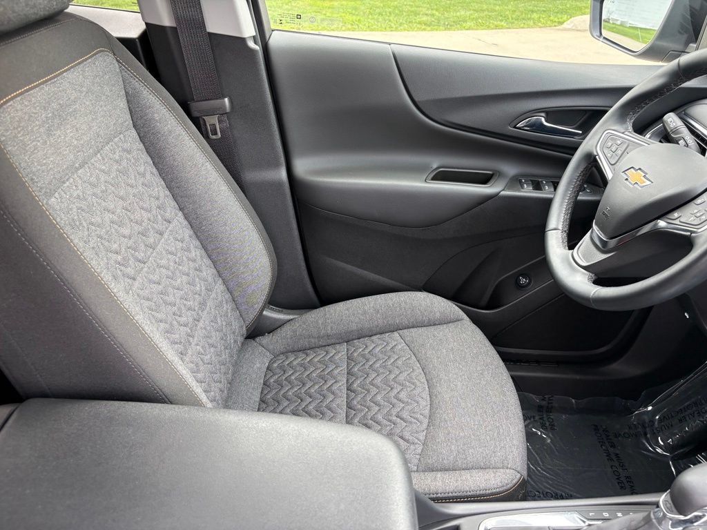 Used 2024 Chevrolet Equinox LT FWD image 29