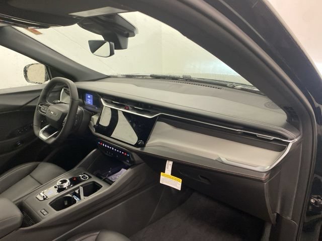 Used 2026 Jeep Cherokee Limited AWD/4WD image 21