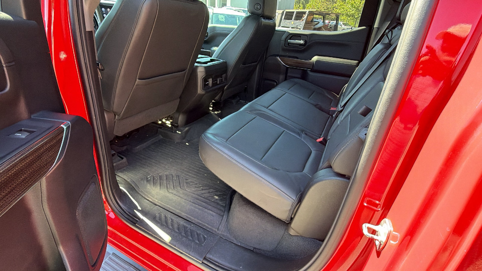 Used 2021 Chevrolet Silverado 1500 LT Trail Boss w/ Convenience Package II AWD/4WD image 23