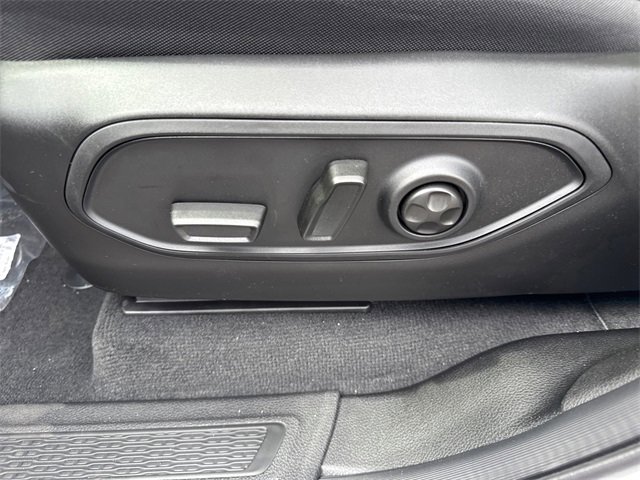 New 2025 Jeep Grand Cherokee L Laredo w/ Luxury Tech Group I image 14