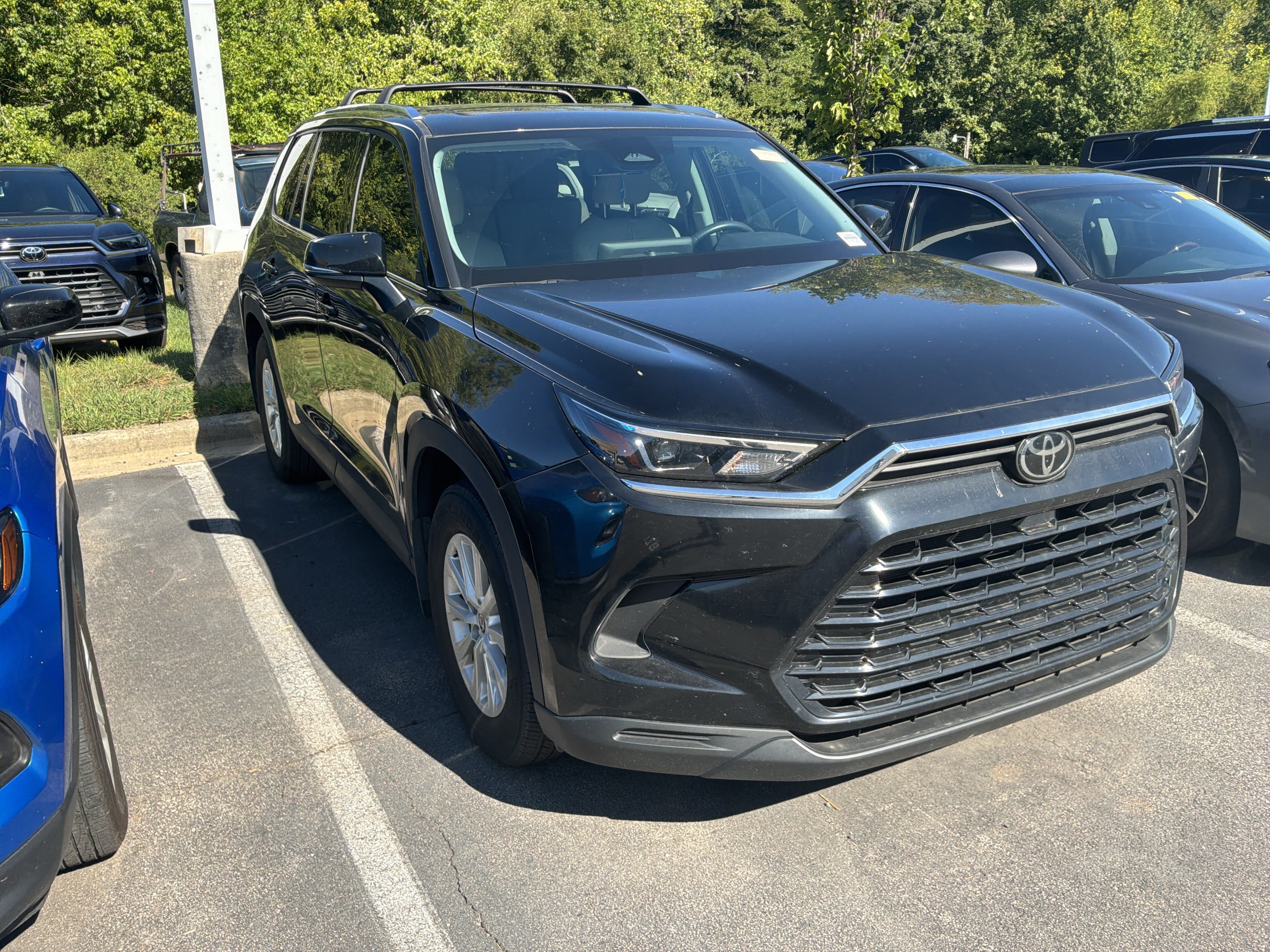 Used 2025 Toyota Grand Highlander FWD image 38
