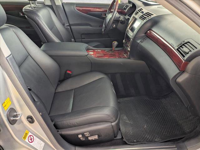 Used 2008 Lexus LS 460 image 21
