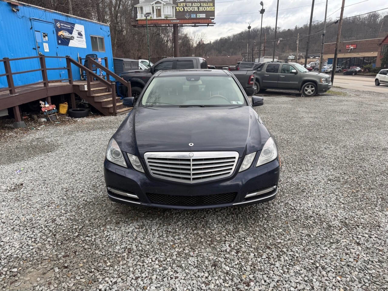 Used 2011 Mercedes-Benz E 350 4MATIC Sedan image 5
