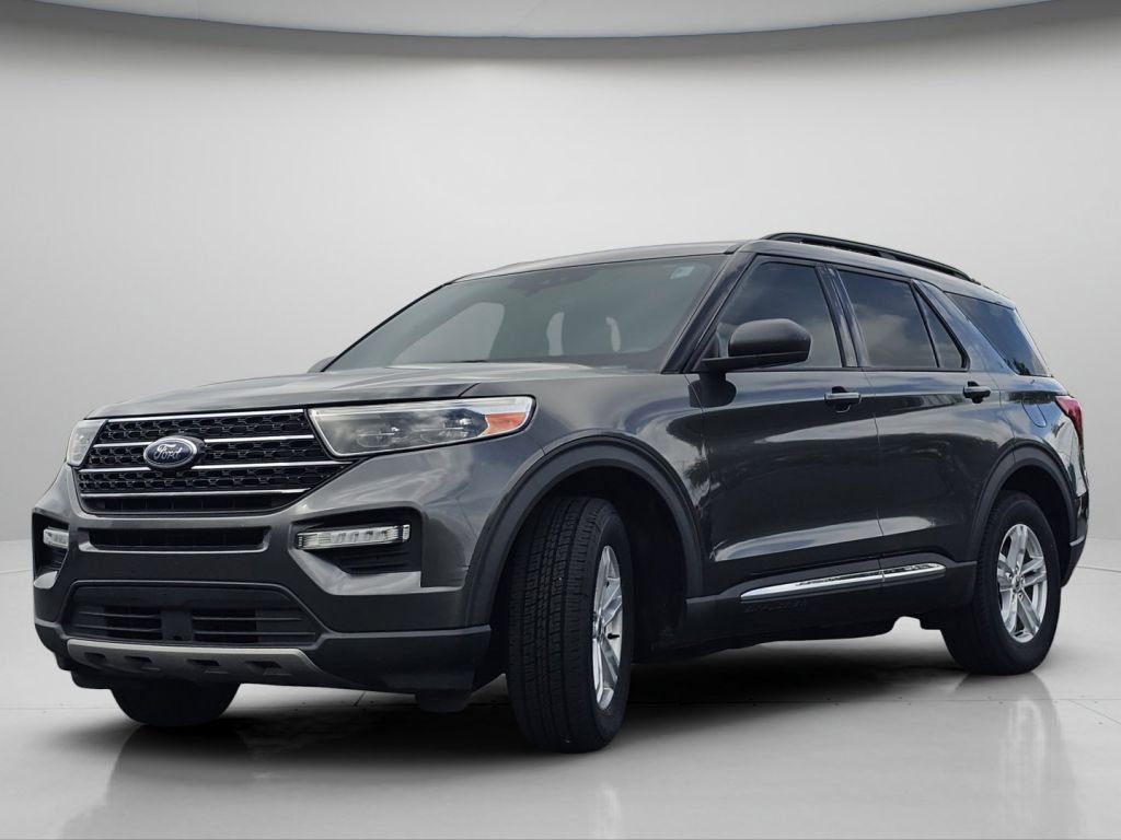 Used 2020 Ford Explorer XLT w/ Equipment Group 202A AWD/4WD image 21