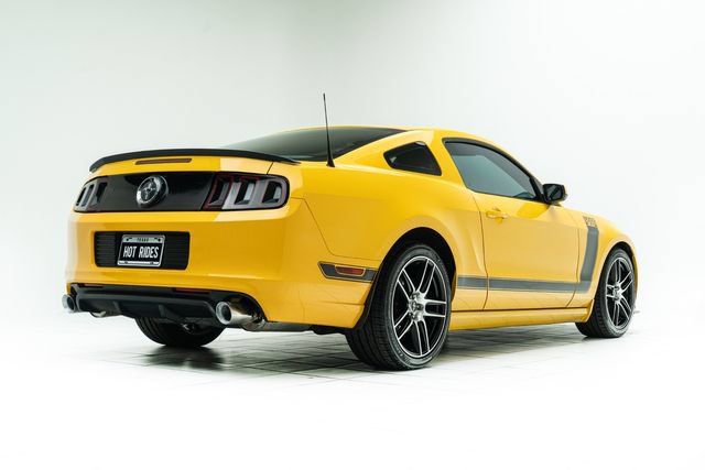 Used 2013 Ford Mustang Boss 302 w/ Boss 302 Accessory Pkg RWD image 12