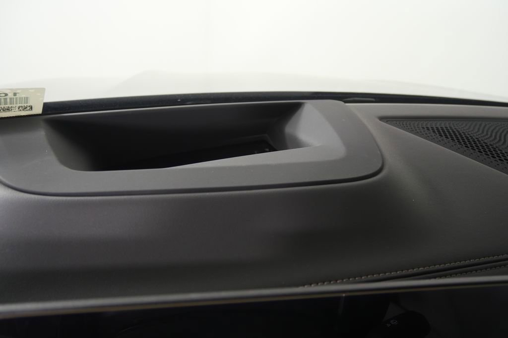New 2026 BMW X5 sDrive40i w/ M Sport Package RWD image 19