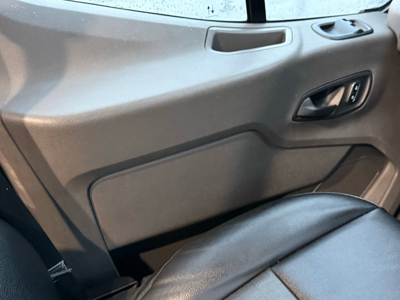 Used 2023 Ford Transit 250 Medium Roof w/ Load Area Protection Package image 26