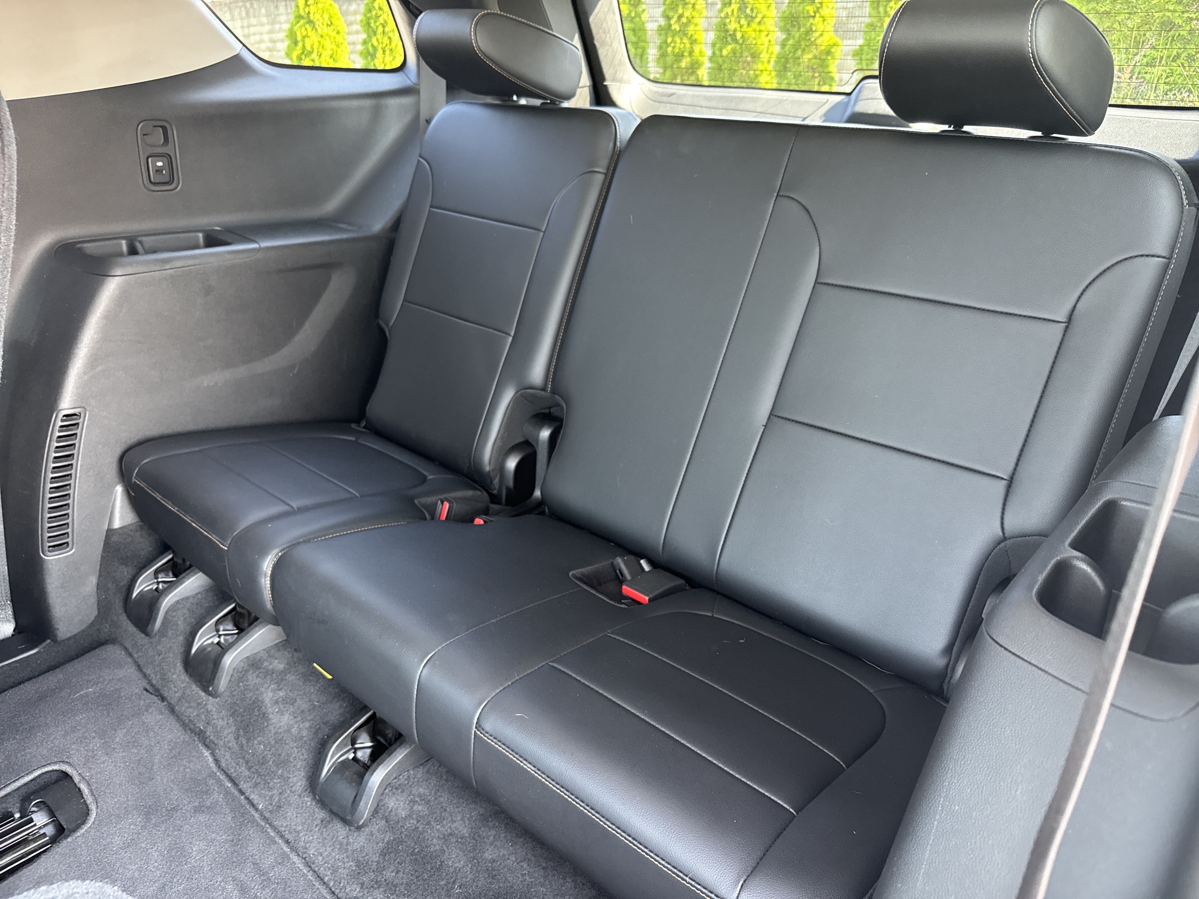 Used 2018 Chevrolet Traverse Premier AWD/4WD image 33