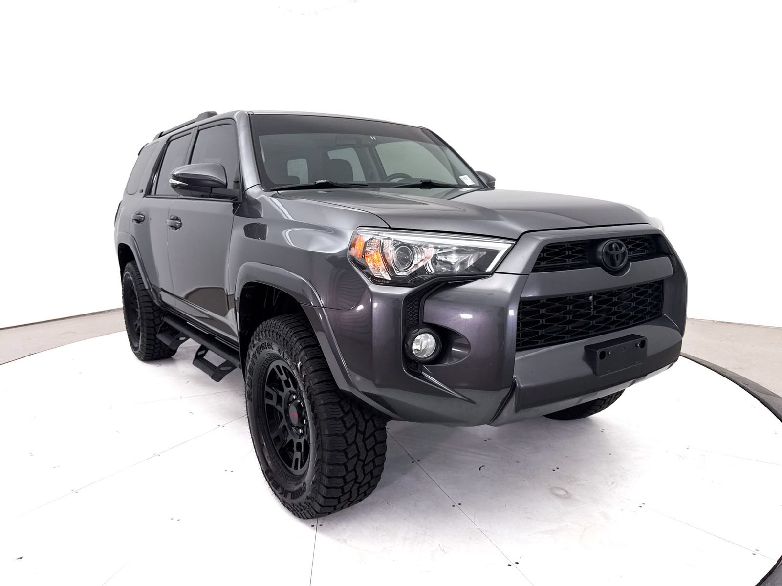 Used 2018 Toyota 4Runner SR5 Premium AWD/4WD image 12