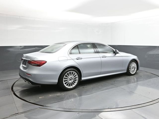 Used 2022 Mercedes-Benz E 350 Sedan image 15