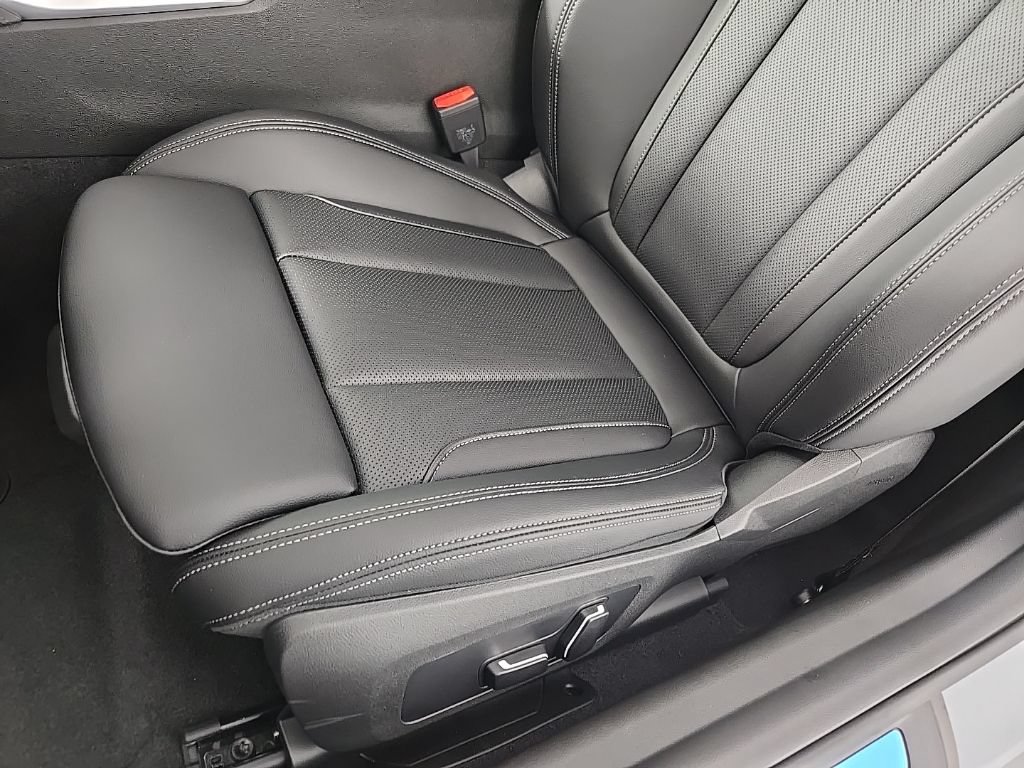 New 2026 BMW 230i xDrive Coupe w/ M Sport Package AWD/4WD image 14