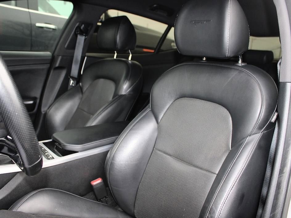 Used 2018 Kia Stinger GT image 35
