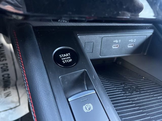 Used 2025 Nissan Kicks SR image 24