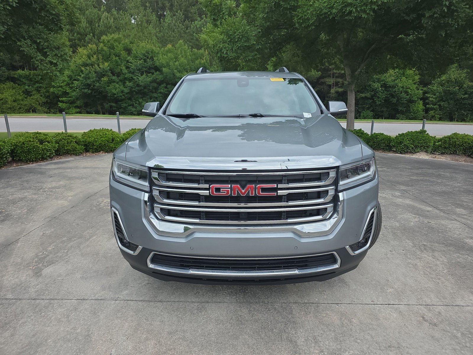 Used 2023 GMC Acadia SLT w/ Preferred Package FWD image 10