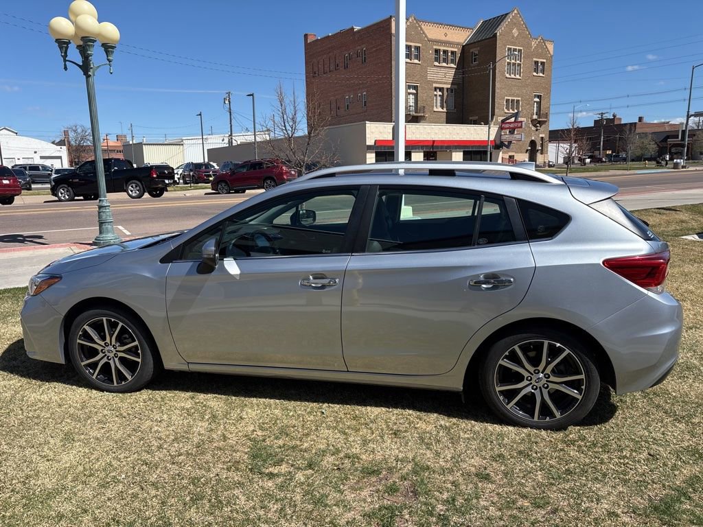 Used 2018 Subaru Impreza 2.0i Limited image 4