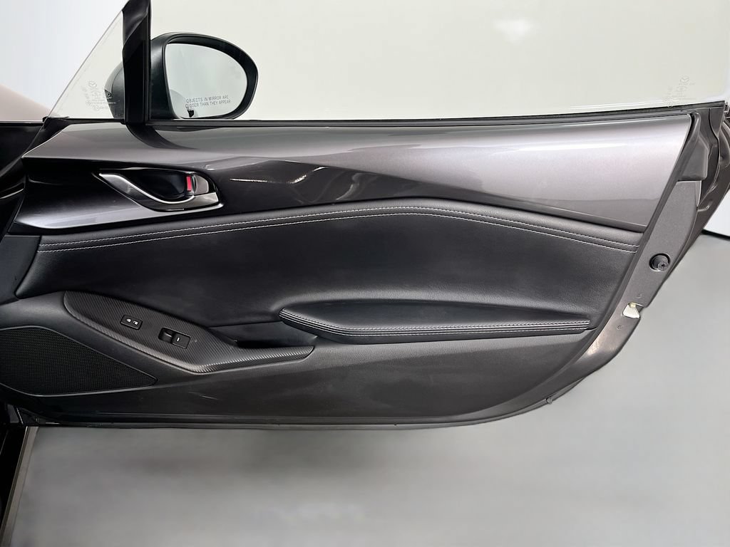 Used 2022 MAZDA MX-5 Miata Grand Touring RWD image 32
