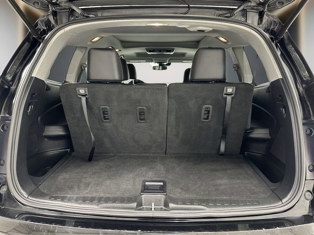 Used 2017 Honda Pilot Elite image 11