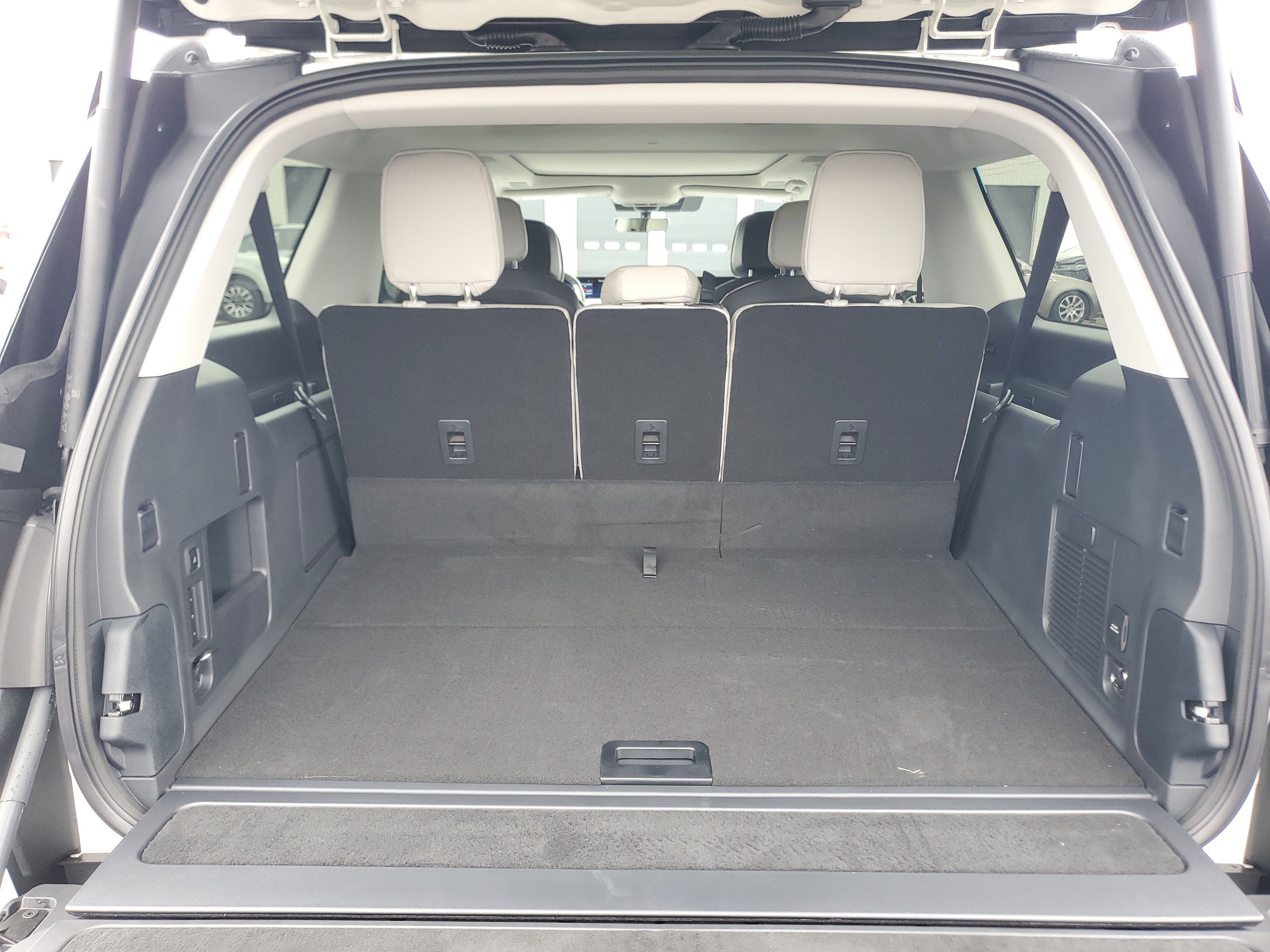New 2026 Lincoln Navigator L Reserve AWD/4WD image 32