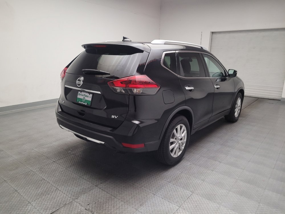 Used 2018 Nissan Rogue SV FWD image 9